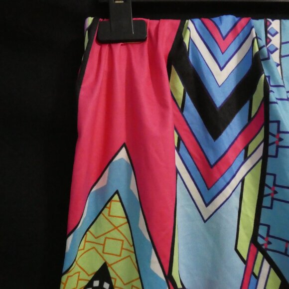 Colorful and Vibrant | Tribal Shorts | 13 inch waist measured - Picture 3 of 14